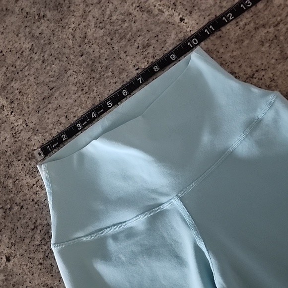 Alo Yoga light blue legging! - Picture 7 of 9